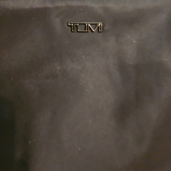Tumi Black Accessory Bag Minimalist Design, SNAPS on Back - Picture 3 of 7